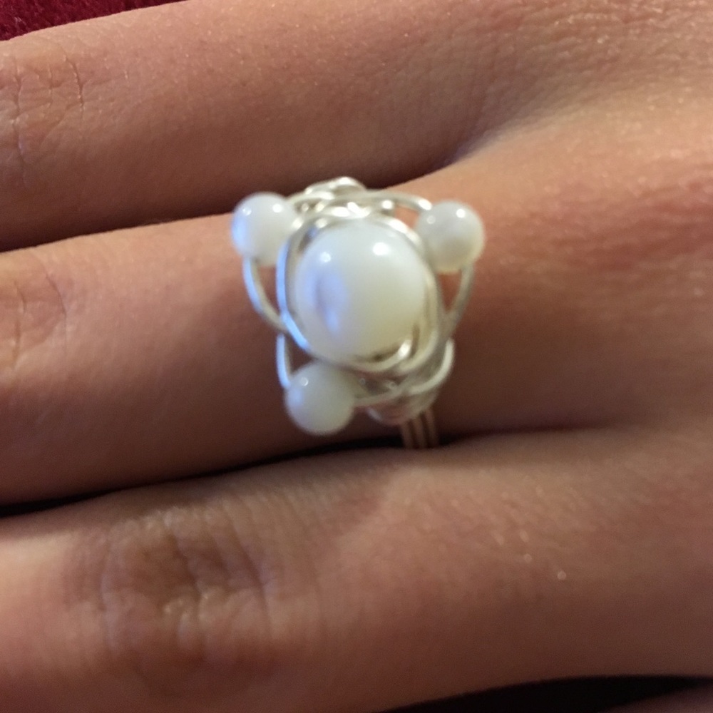 New MOP wire wrapped ring. - Picture 1 of 8